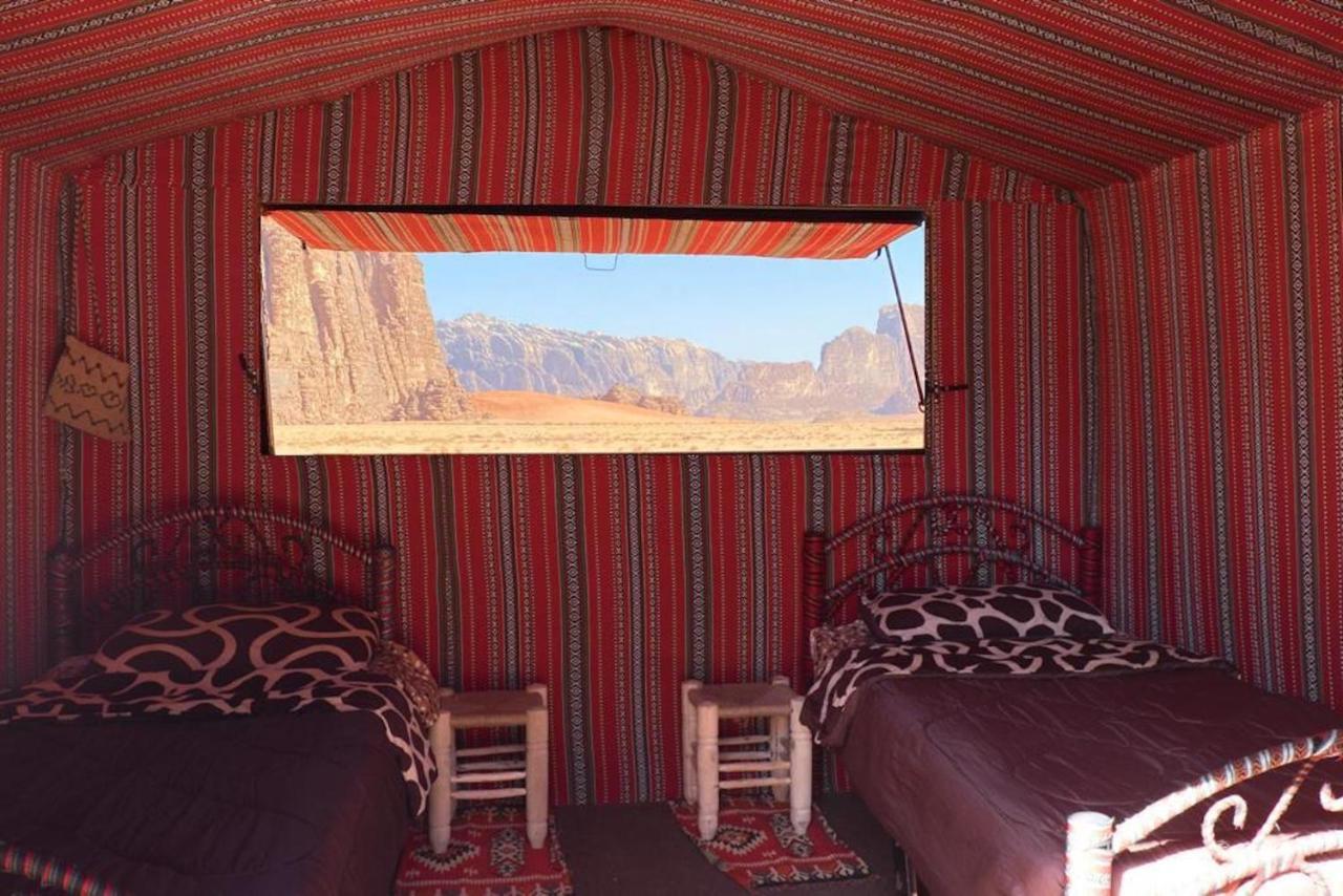 Wadirum Momoo 瓦迪拉姆 外观 照片