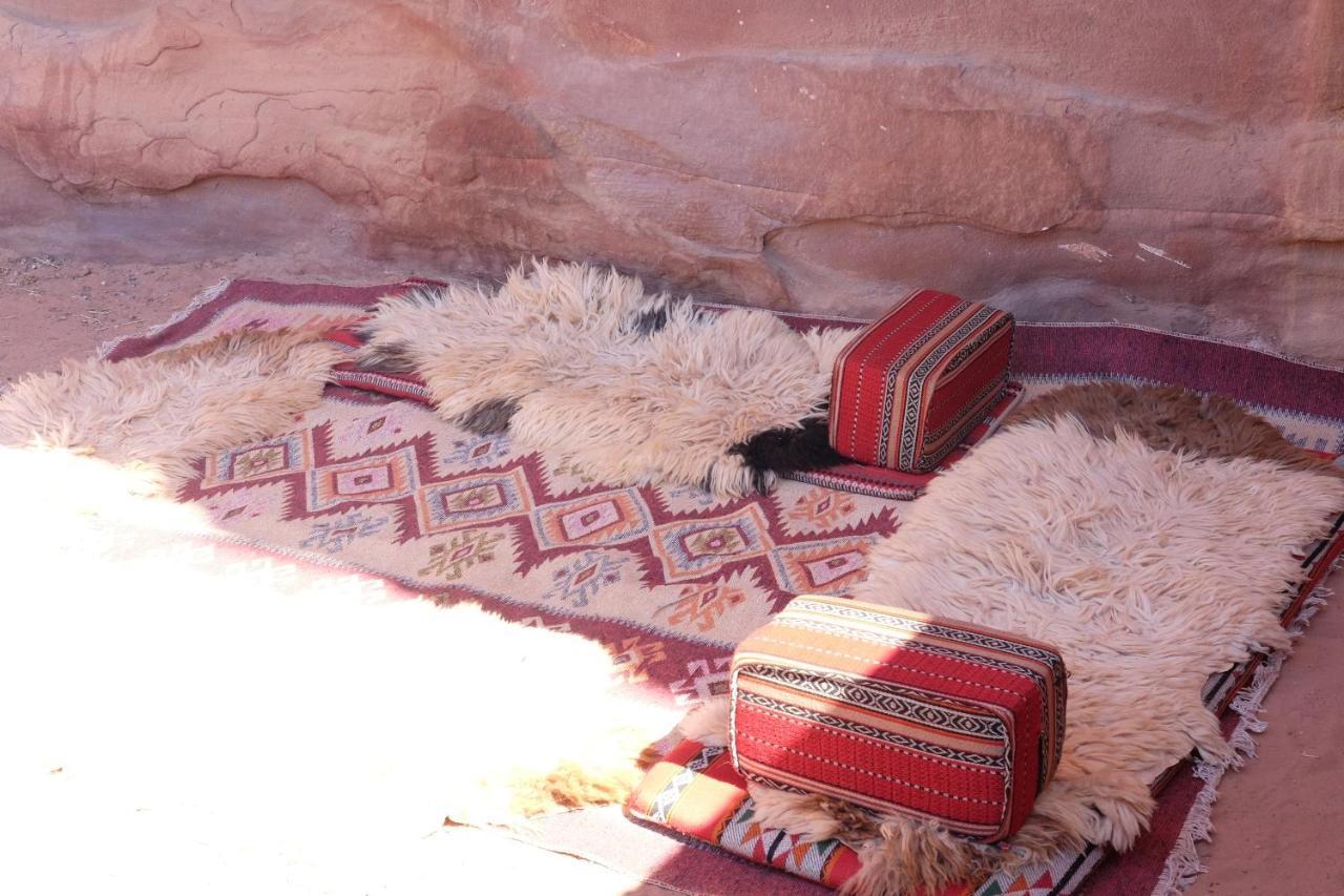 Wadirum Momoo 瓦迪拉姆 外观 照片