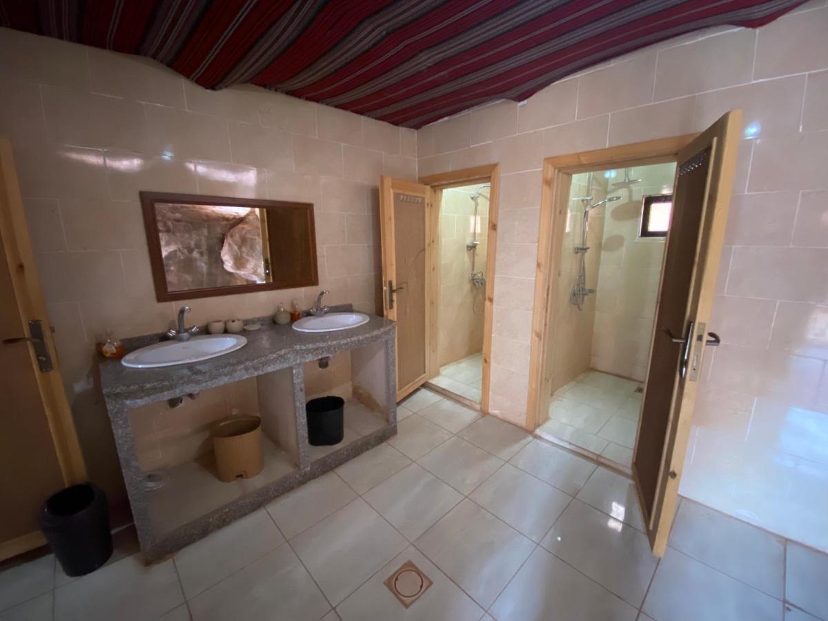 Wadirum Momoo 瓦迪拉姆 外观 照片