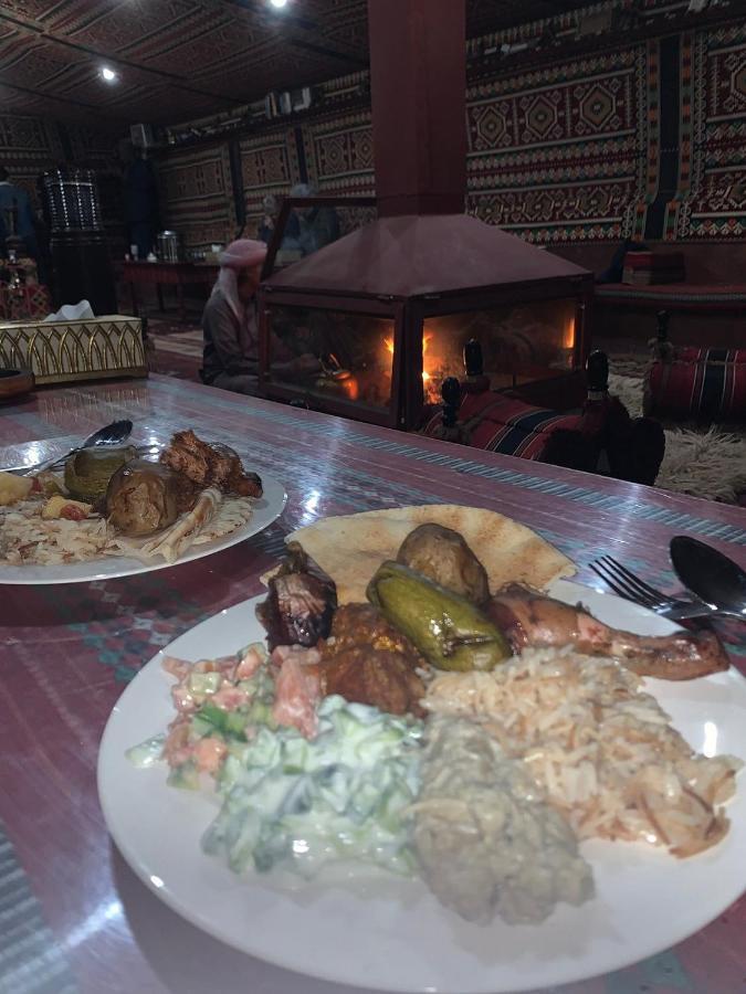 Wadirum Momoo 瓦迪拉姆 外观 照片