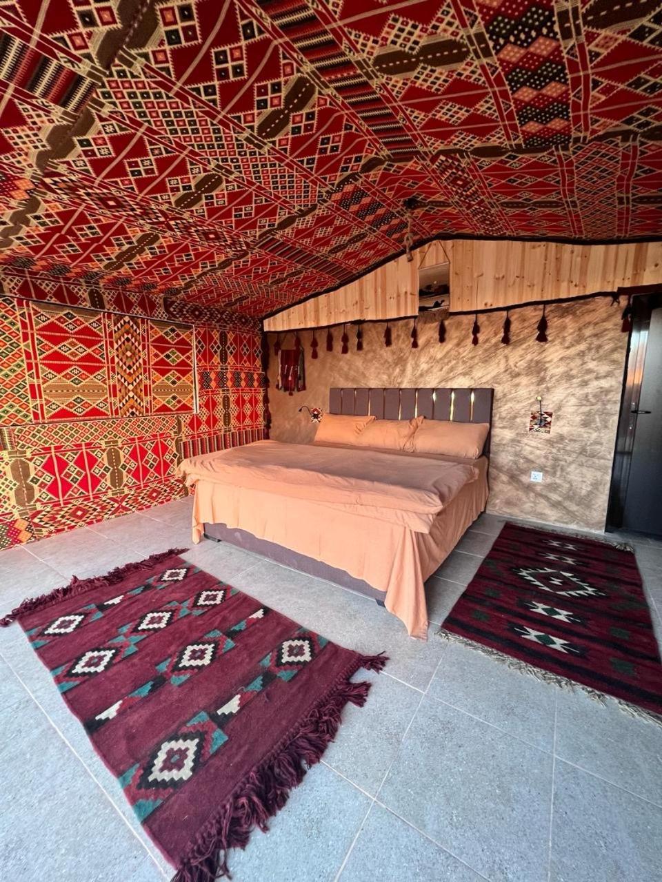 Wadirum Momoo 瓦迪拉姆 外观 照片