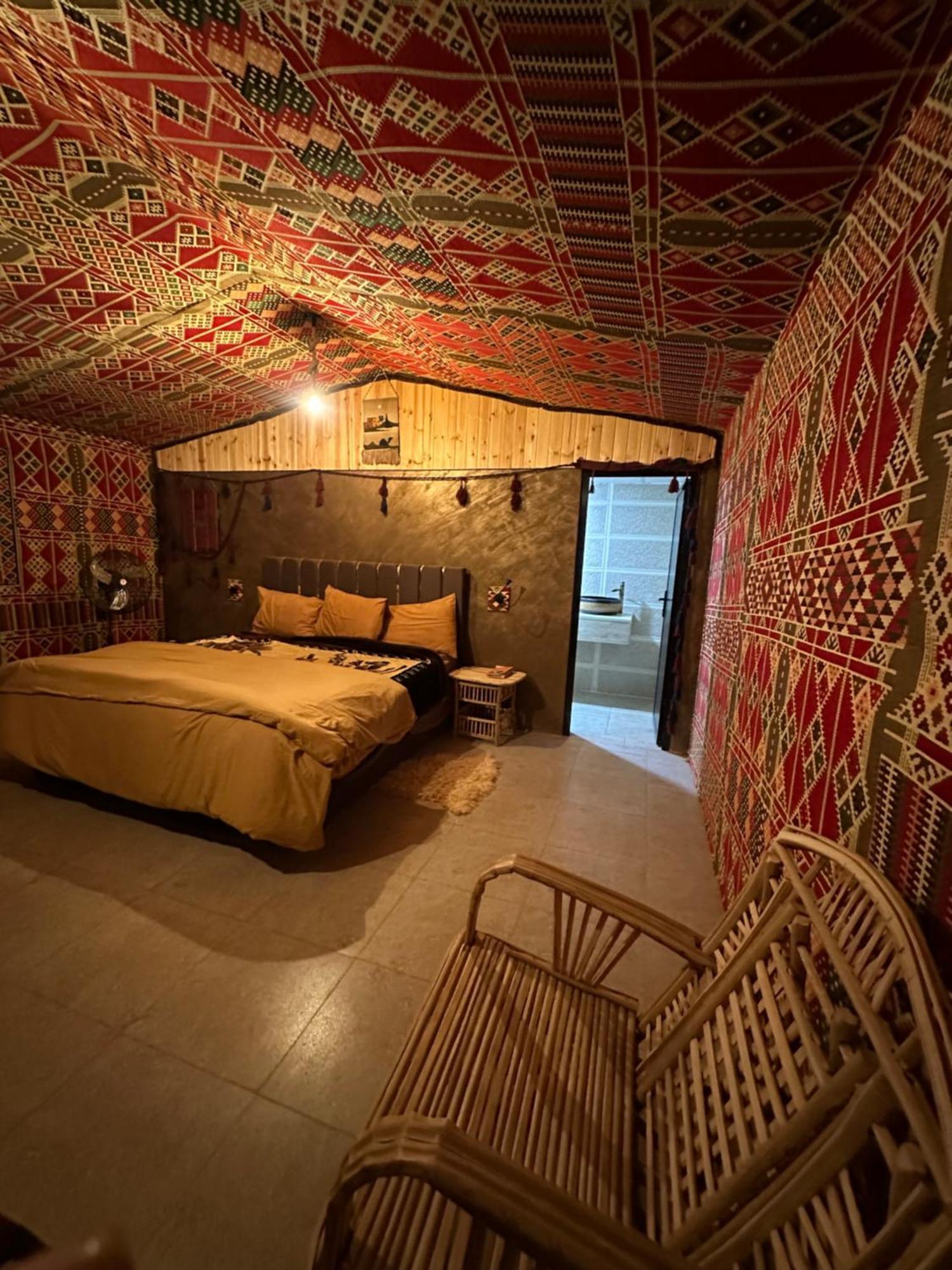 Wadirum Momoo 瓦迪拉姆 外观 照片