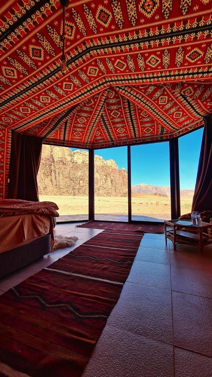 Wadirum Momoo 瓦迪拉姆 外观 照片