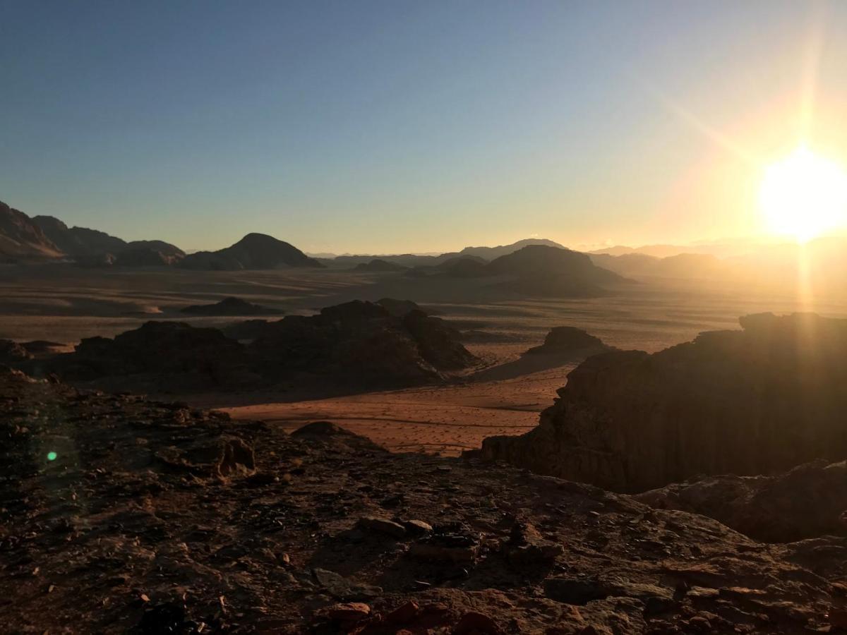 Wadirum Momoo 瓦迪拉姆 外观 照片