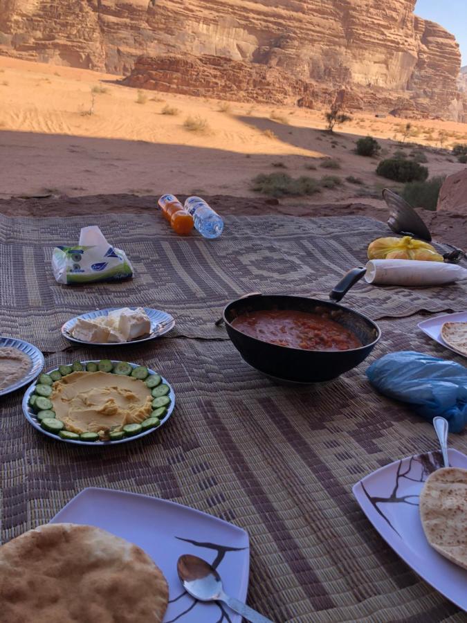 Wadirum Momoo 瓦迪拉姆 外观 照片